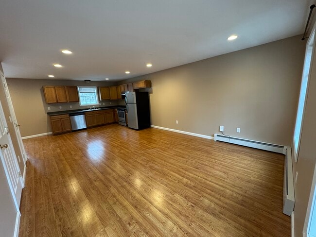 Photo - 123 Pearl St