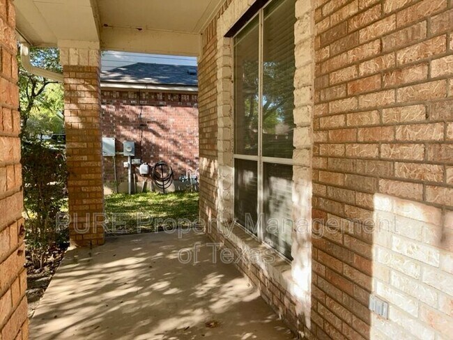 Photo - 4314 Fairway Path