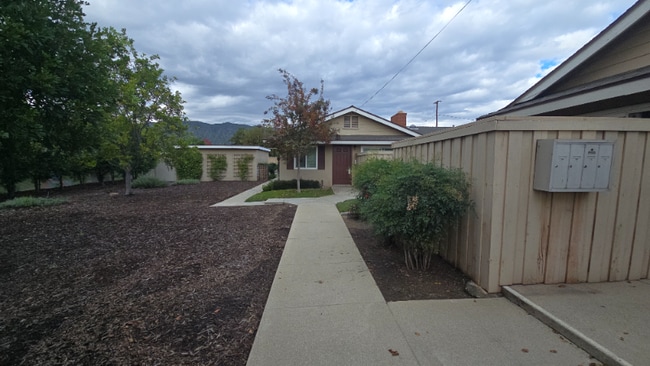 Photo - 553 E Lemon Ave Unit 4