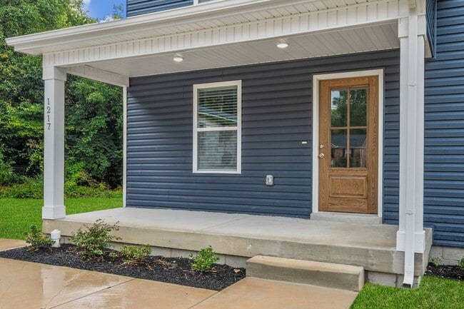 Photo - 1217 Dodd St