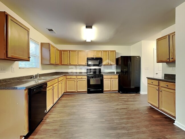 Photo - 3904 Edgewood Terrace Rd