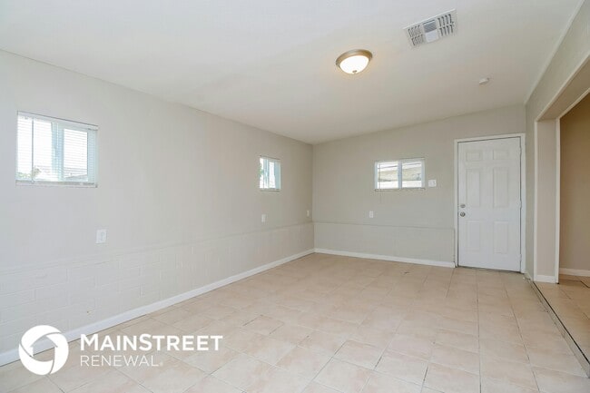 Photo - 4301 E Saint Catherine Ave