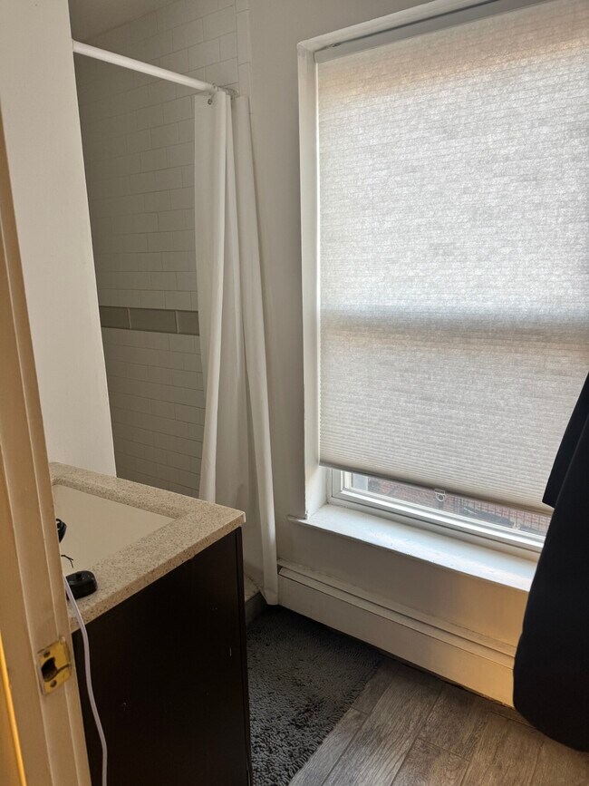 Photo - 28 Fleet St Unidad 10