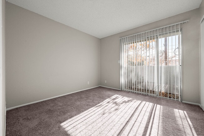 Woodlands West Townhomes