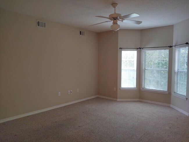 Photo - 1501 Partin Dr N Unit APT 161