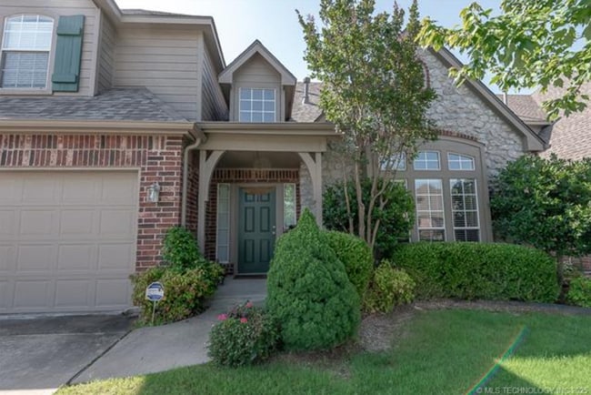 Photo - 5 Bedroom Home In Broken Arrow