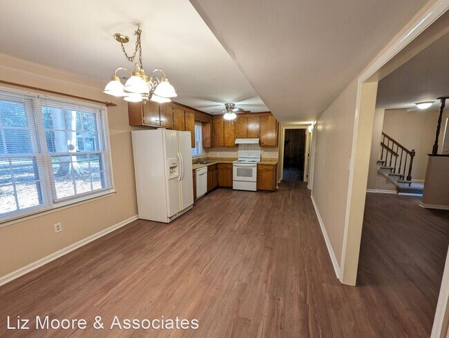 Photo - 4 br, 2.5 bath House - 125 Wichita Lane