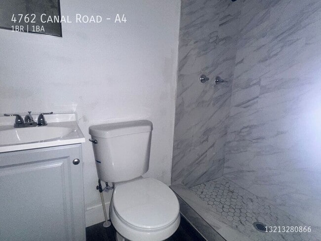 Photo - 4762 Canal Rd Unit A4