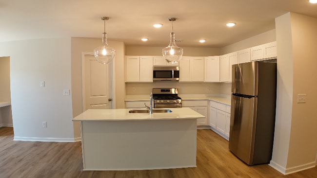 Photo - 205 Higher Ct