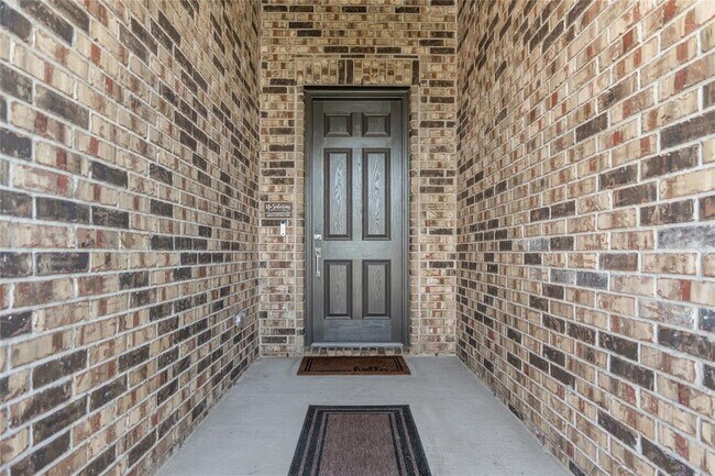 Photo - 13921 Abraham Lincoln St