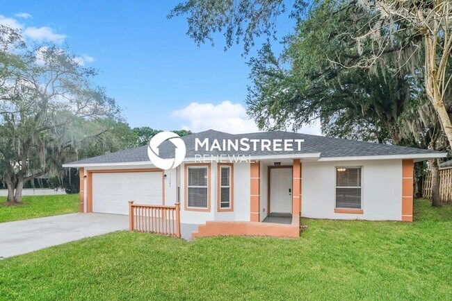 Photo - 3 Bedroom Pet-Friendly Home in CLERMONT, FL with Main Street Renewal