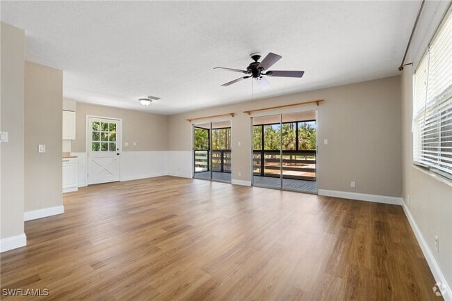 Building Photo - 5020 Hickory Wood Dr Rental