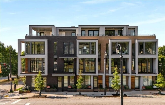 Photo - 105 Georgia Ave SE Townhome