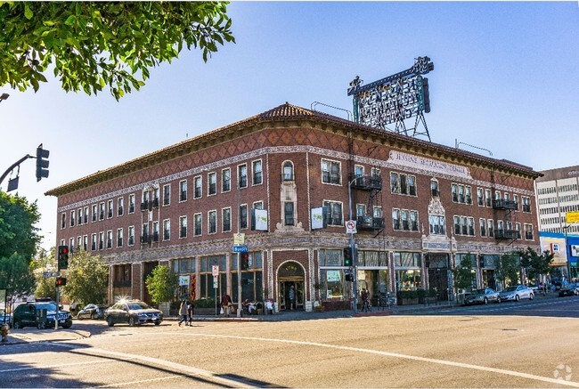 Building Photo - JEN - Jensen&#39;s Recreation Center Rental