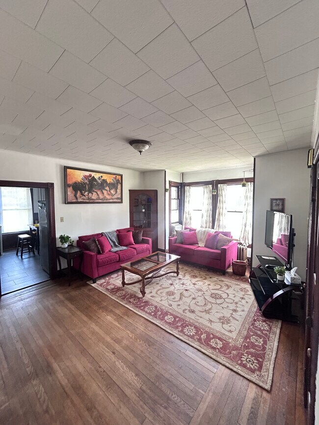 223 Union Ave Unit 1