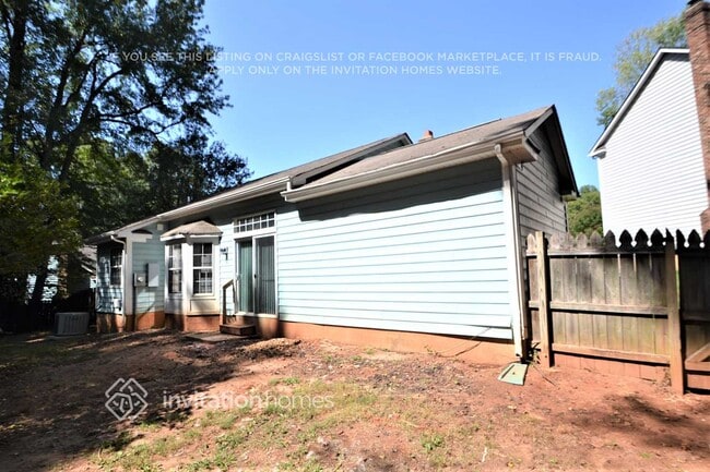 3100 Periwinkle Ct