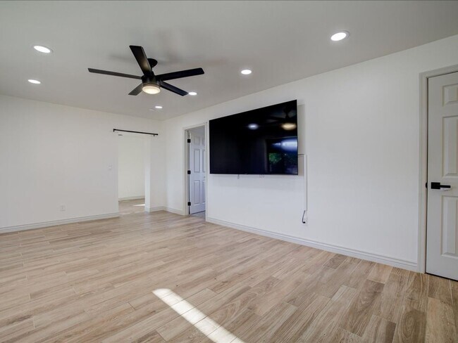 Photo - Beautiful 3-Bedroom Home with Private Pool & Security Gate