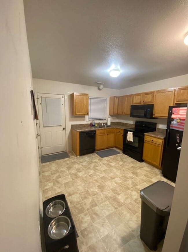 Photo - Carolina Forrest! 3 Bedroom / 3 Bath. Pet Friendly.