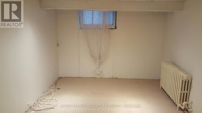 Photo - 27 Hillsboro Ave