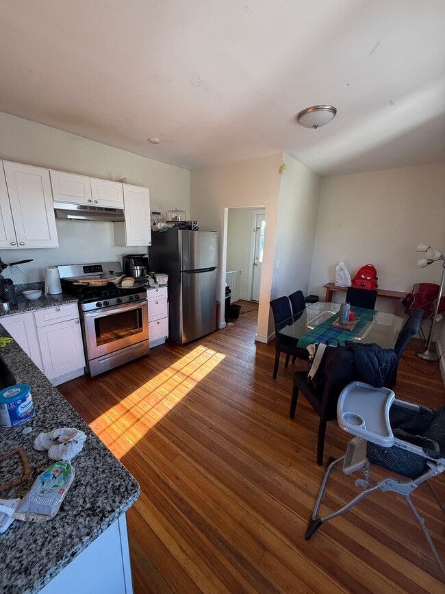 Photo - 11 Forest Ave Unit 11 Forest Ave