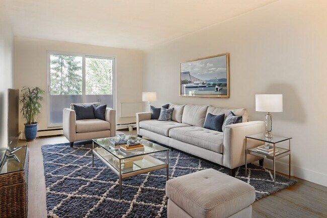 Photo - Landmark Towers