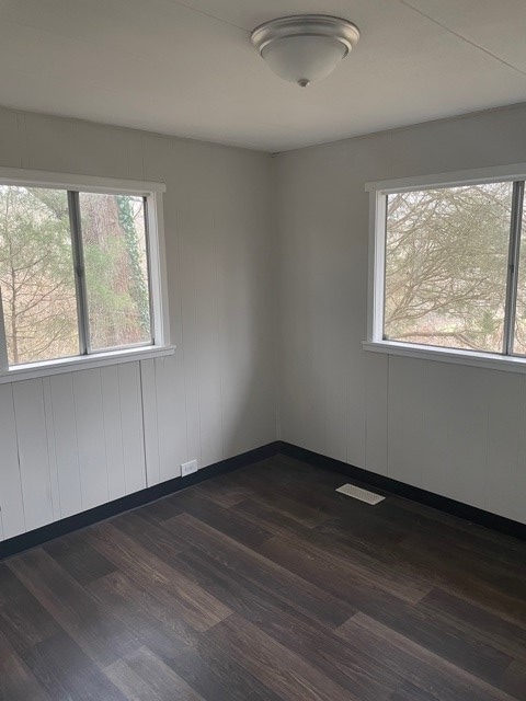 Photo - 1895 Edgewood Dr