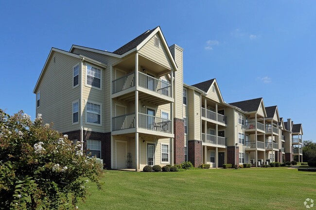 Oakmont Apartment Homes