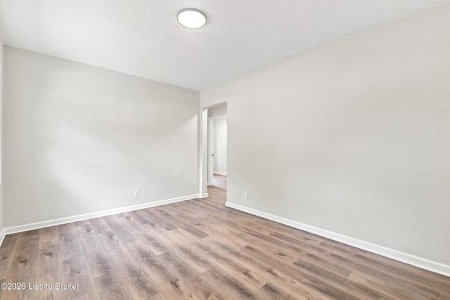 Photo - 318 Freeman Ave