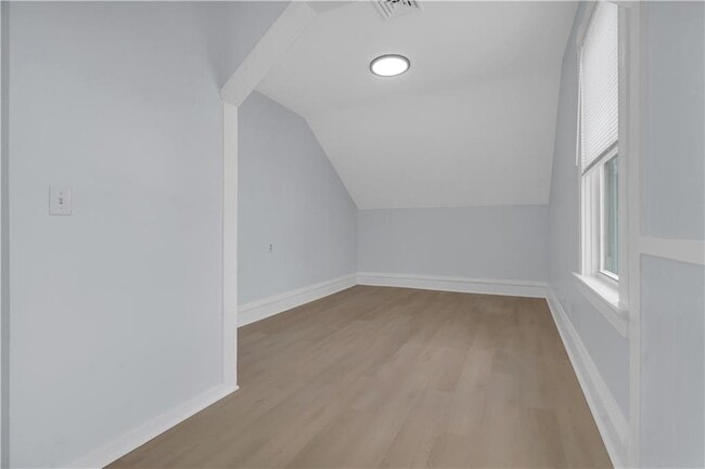 Photo - 131 Wendell St Unit 3