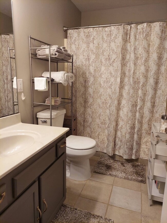 Photo - 520 Spillman Dr