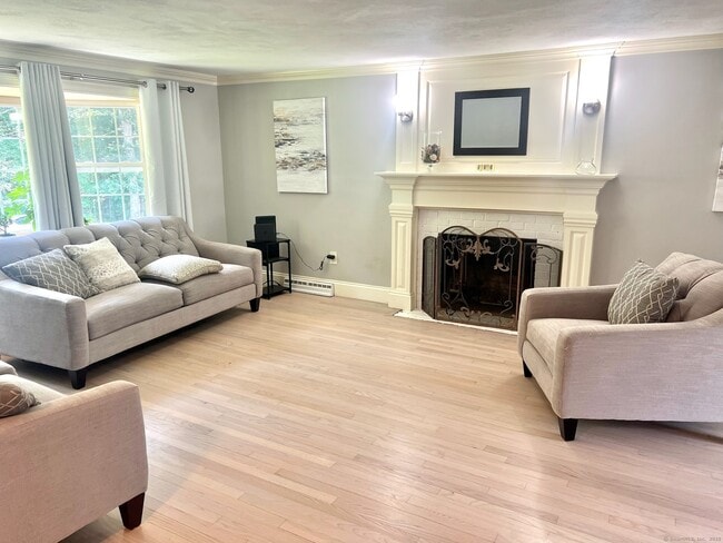 Photo - 234 Weston Rd