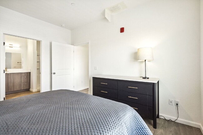 Photo - 6480 Stockton Blvd Unit 203