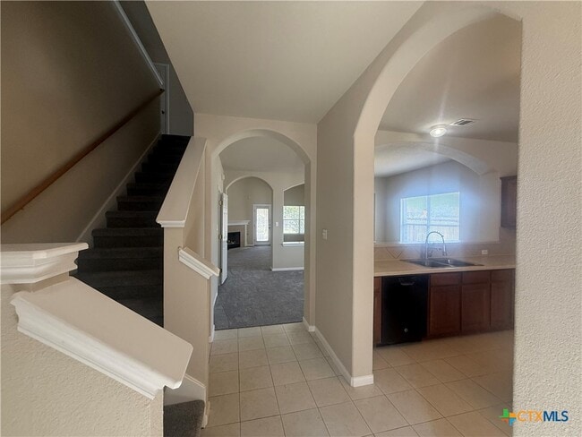 811 Shadow Creek Blvd