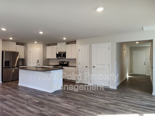 Photo - 3247 Crawford Ave