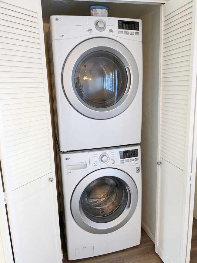 Photo - 3520 Shelter Creek Dr Unit 3520