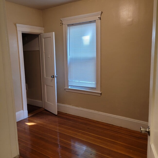 Photo - 1 King St Unit 1