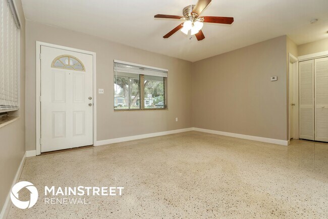 Photo - 10554 52nd Ave N