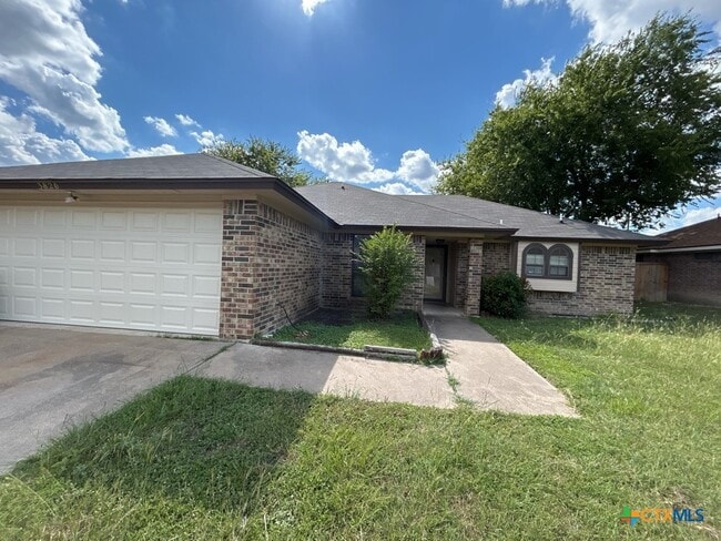 Building Photo - 3820 Water Oak Dr