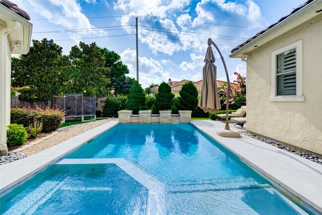 Photo - 1903 Flower Garden Ln