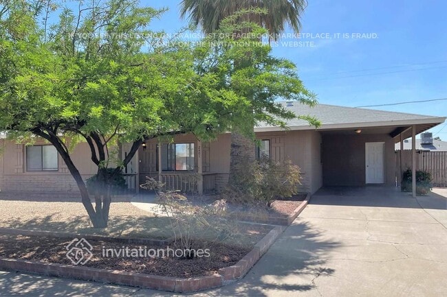 Building Photo - 2401 W Shady Glen Ave