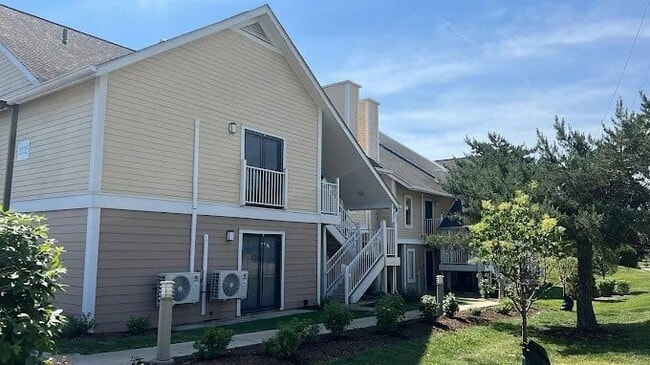 The Haven at Highland ( Lombard )