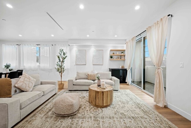 Photo - RECENTLY BUILT TOWNHOME | 4 BED 5 BATH | GARAGE