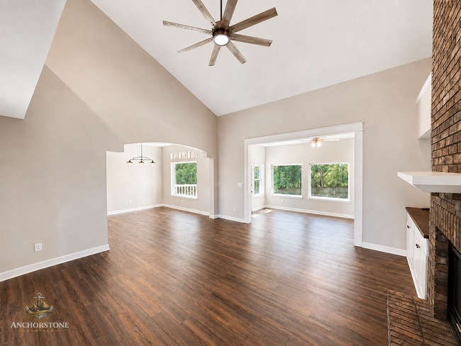 Photo - Updated 3BR Niceville Home with Soaring Ceilings, Luxury Primary Suite & Spacious Cul-de-Sac Lot