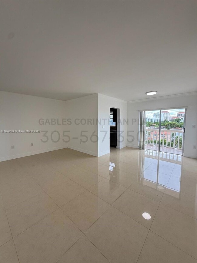 Building Photo - 22 Salamanca Ave Unit 501