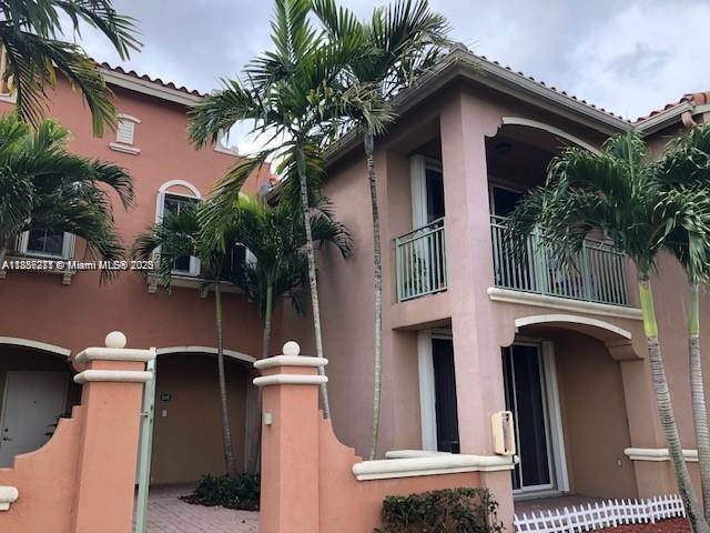 Photo - 6740 NW 114th Ave Unidad 728 Rental