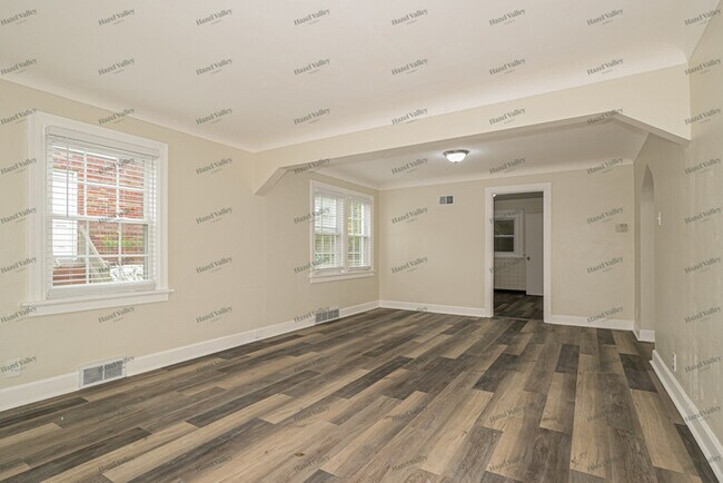 Photo - 8932 Pallardy Ln