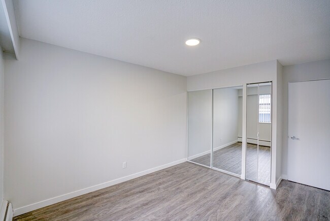 Photo - Royale Unit 00205