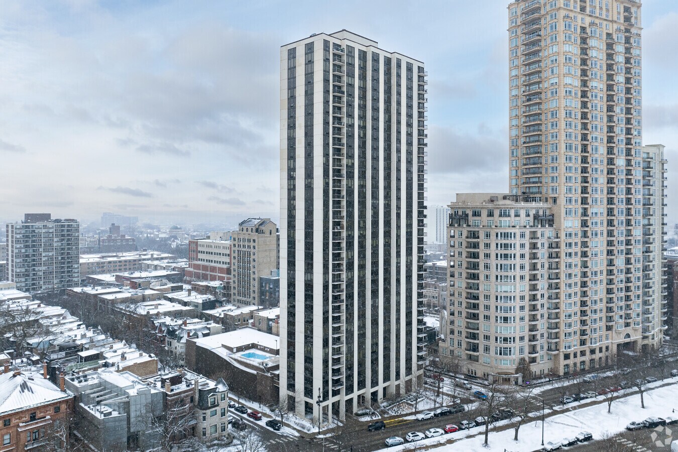 Primary - 2500 N Lakeview Ave