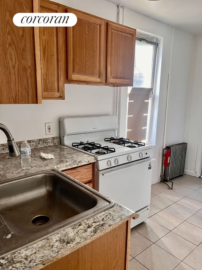 Photo - 1169 E 178th St Apartamento