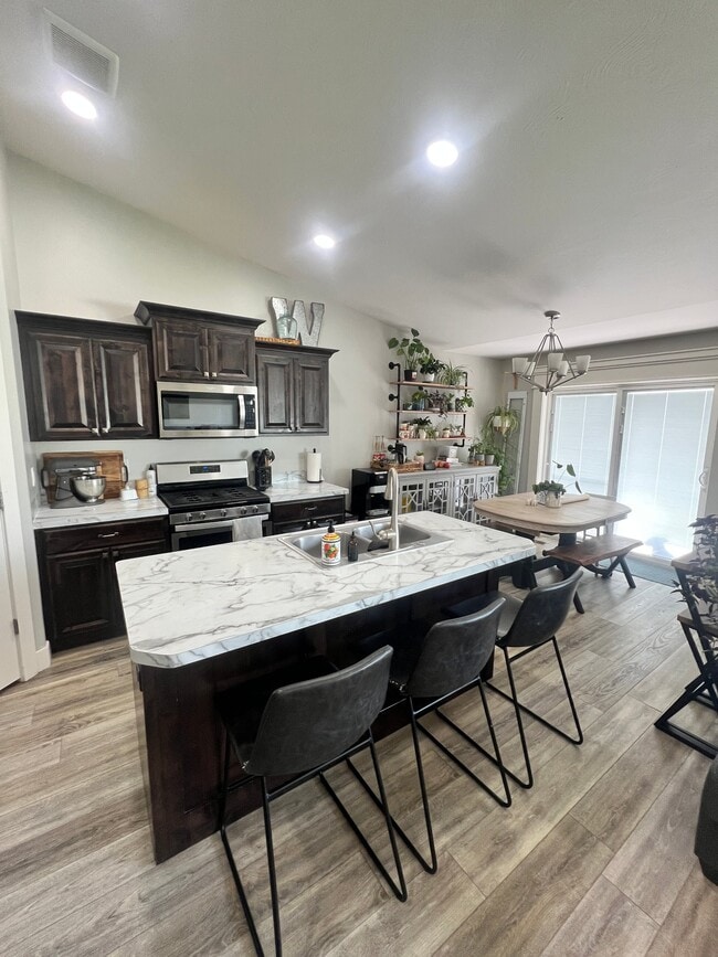 Photo - 1181 Ernest Dr